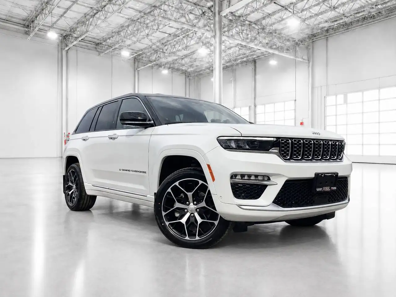 Jeep Grand Cherokee - Image 2