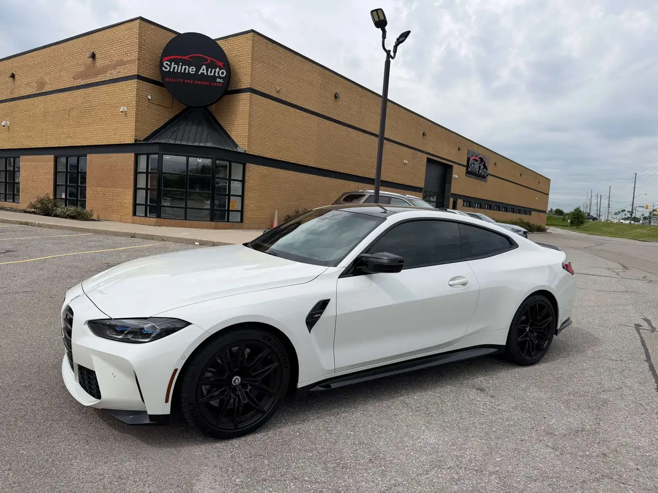 BMW M4 - Image 1