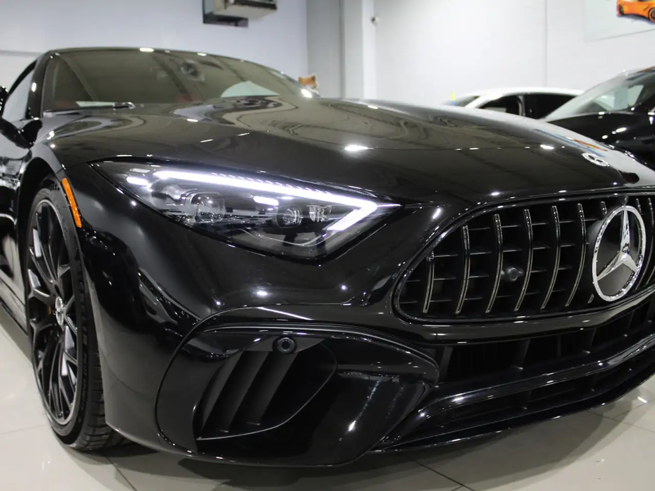 Mercedes-Benz SL - Image 10