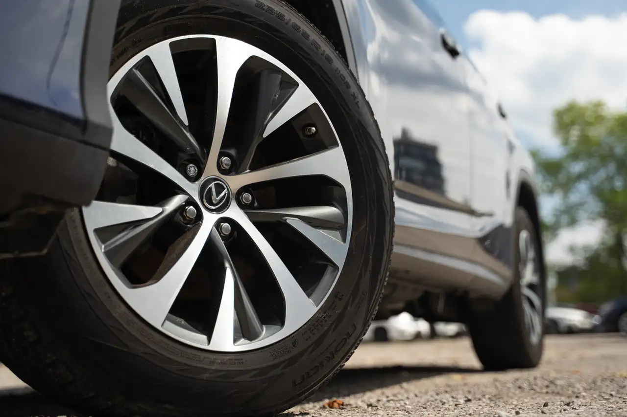 Lexus RX - Image 5
