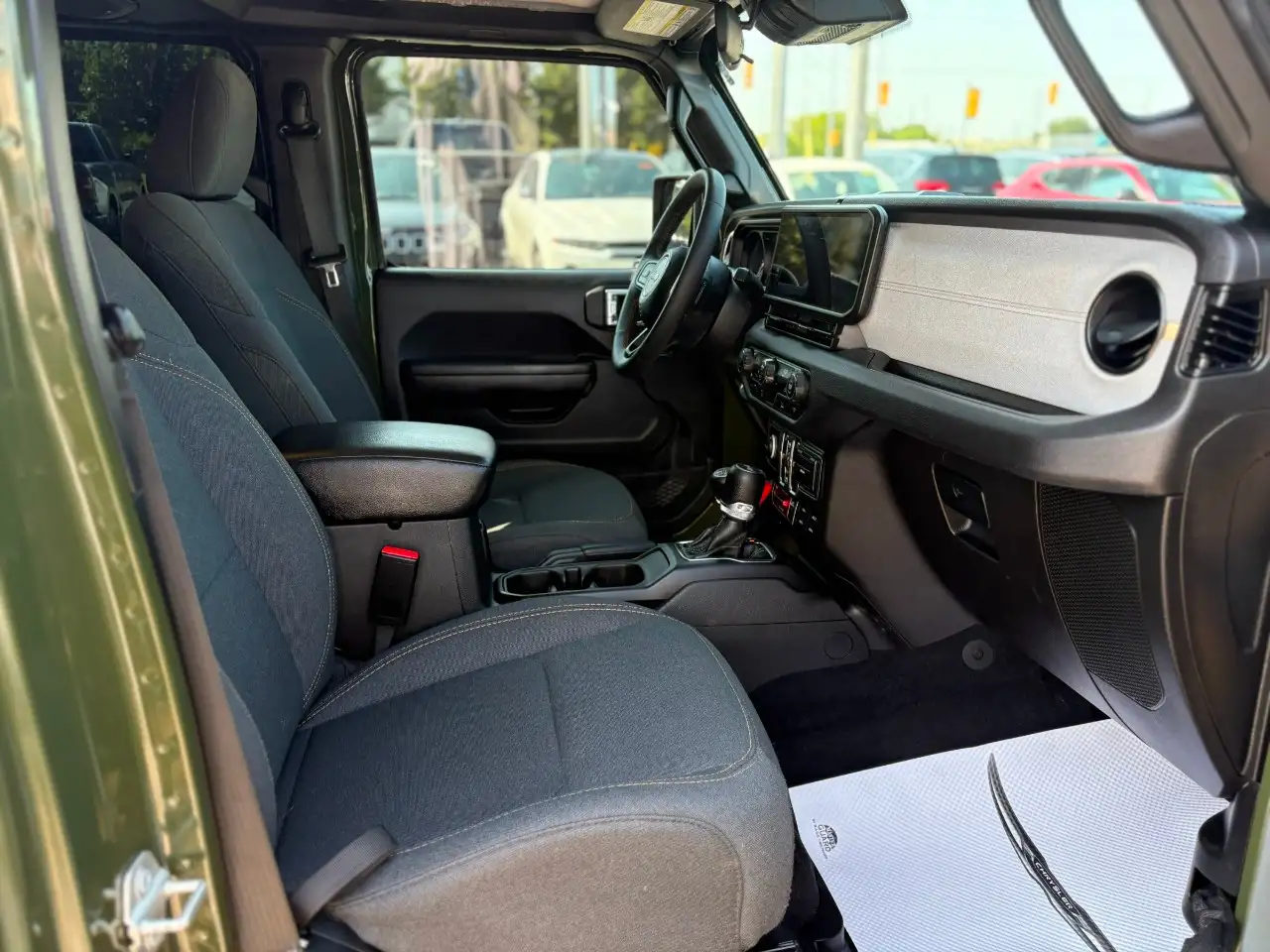 Jeep Wrangler - Image 21