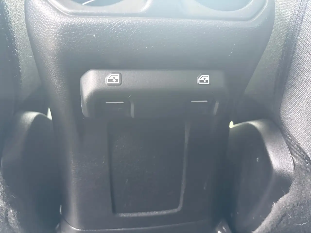 Jeep Wrangler - Image 25