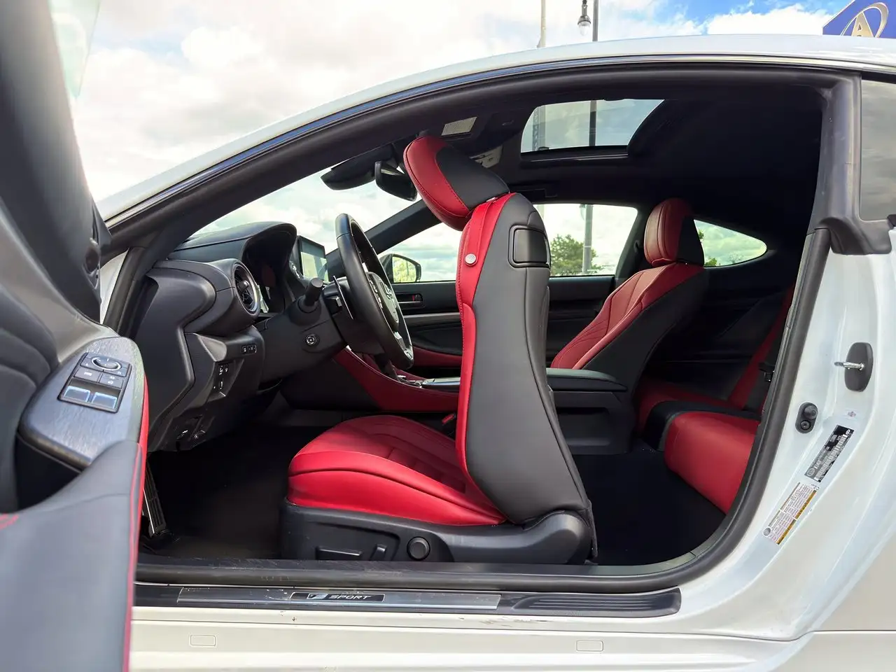 Lexus RC 300 - Image 35