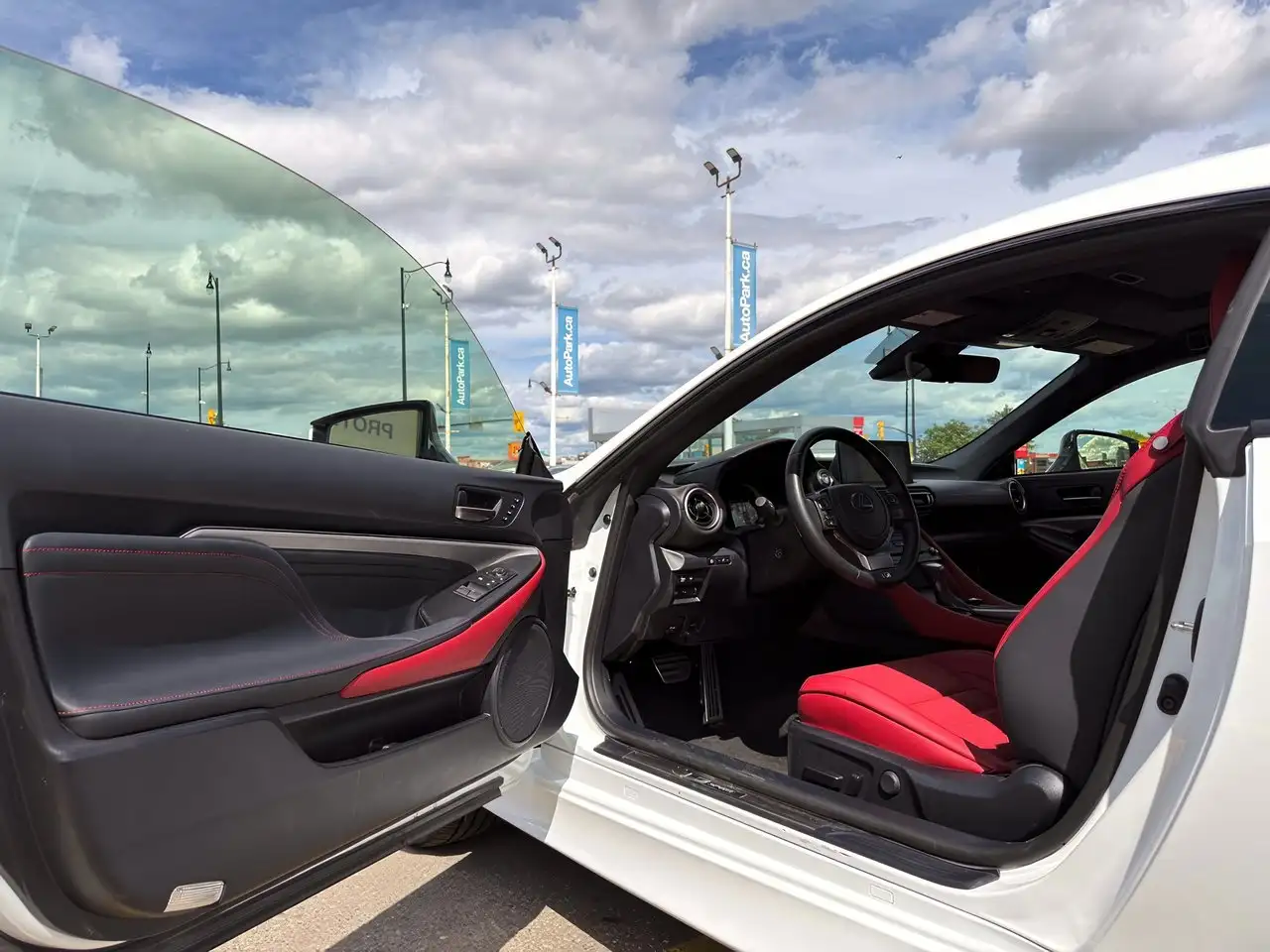 Lexus RC 300 - Image 14
