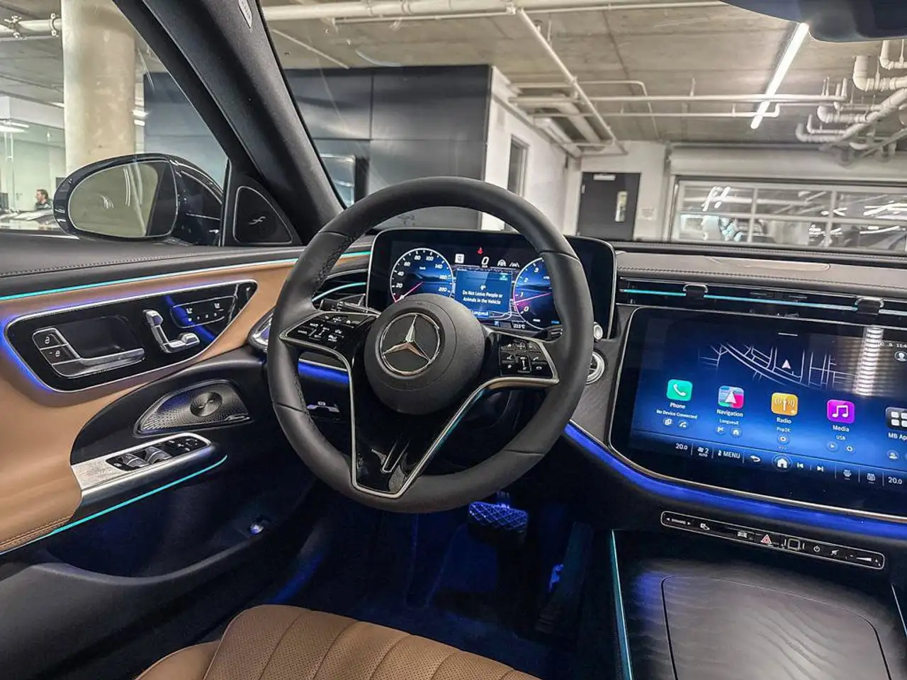 Mercedes-Benz E-Class - Image 9