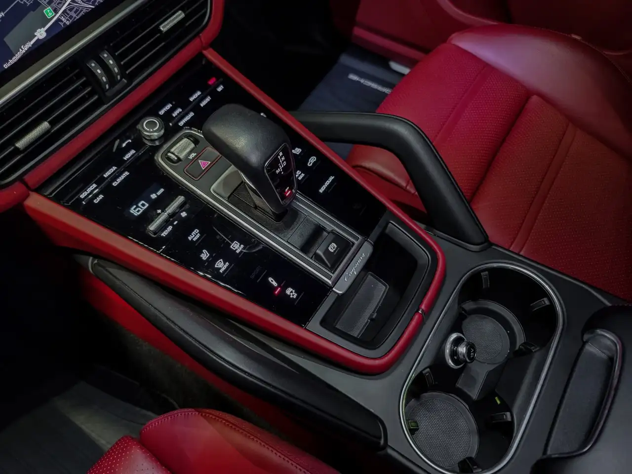 Porsche Cayenne - Image 16