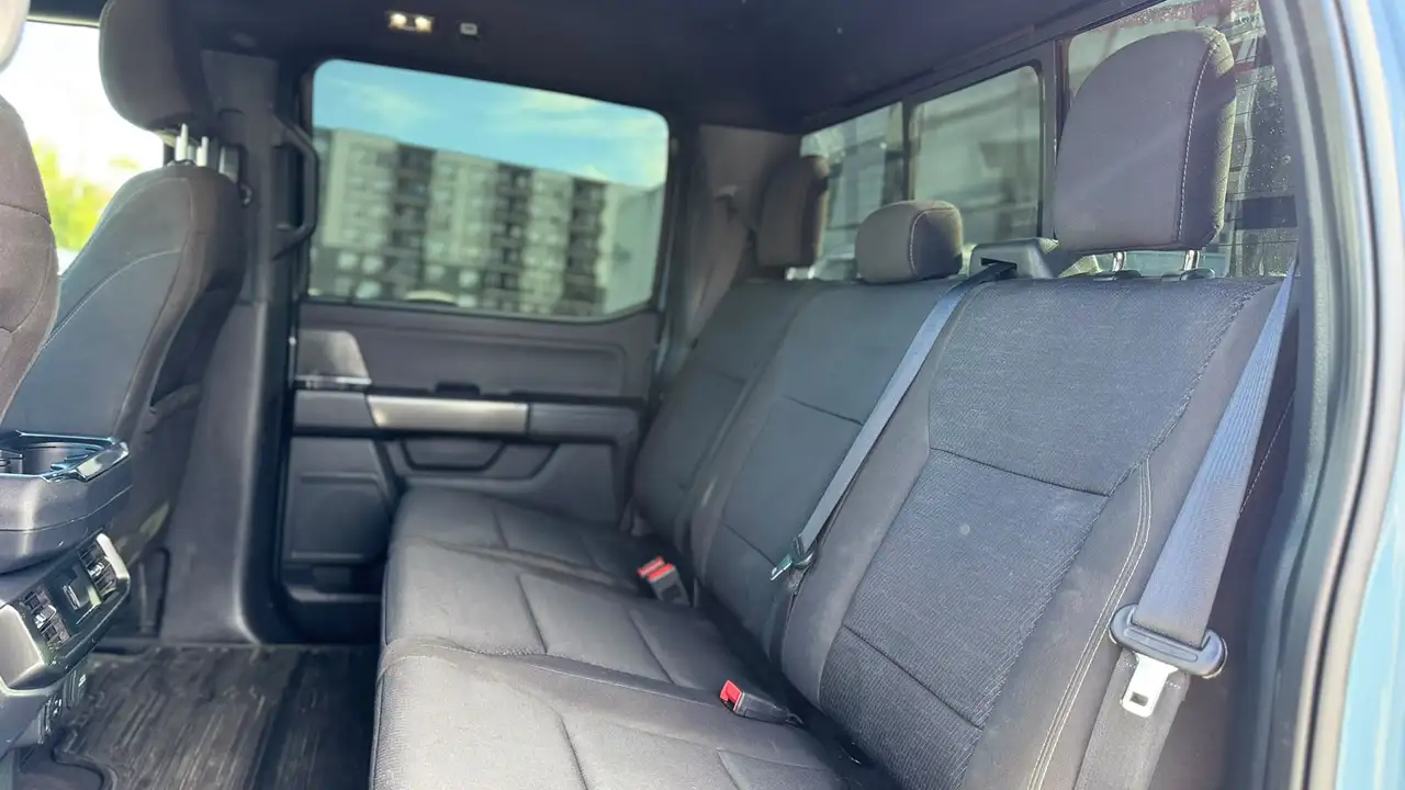 Ford F-150 - Image 21