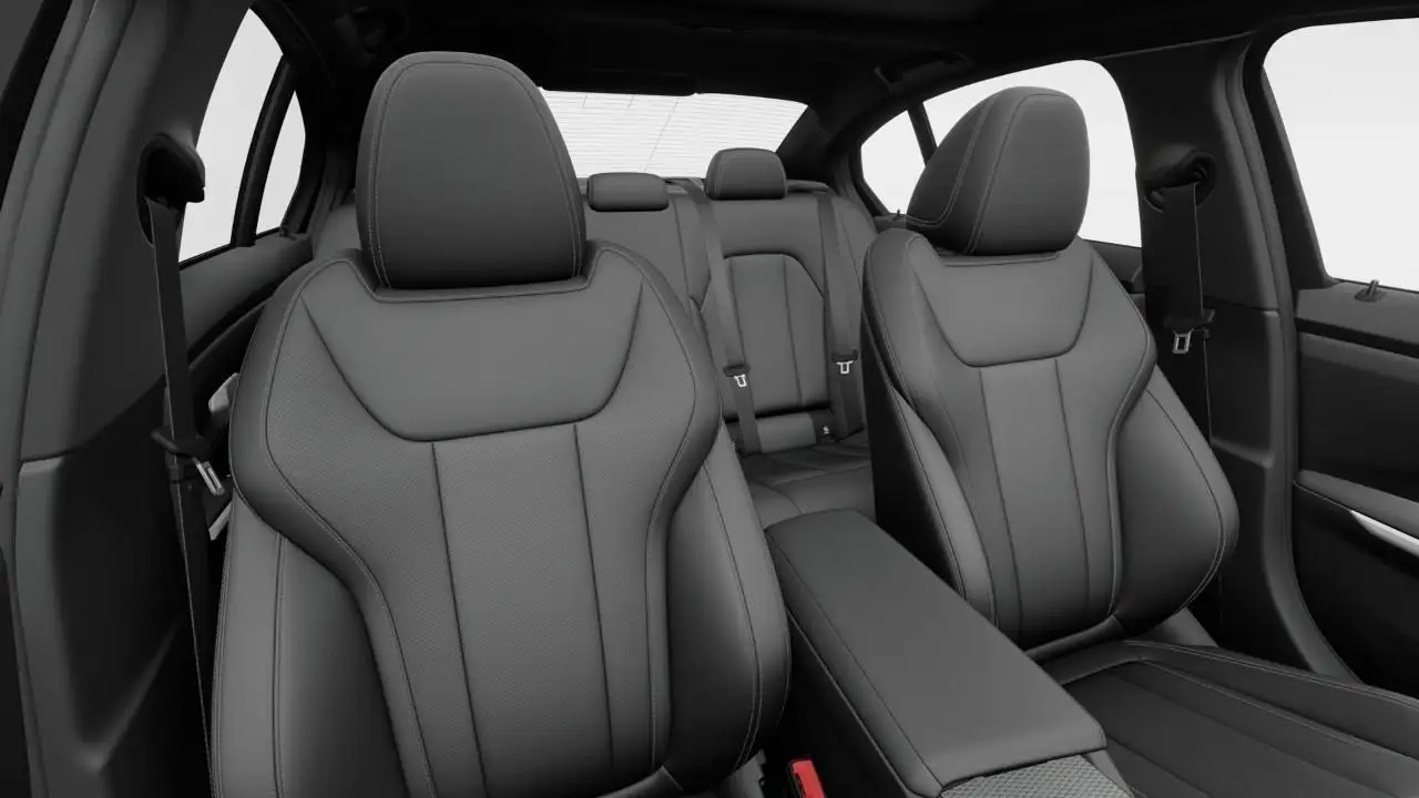 BMW 3 Series - Image 11