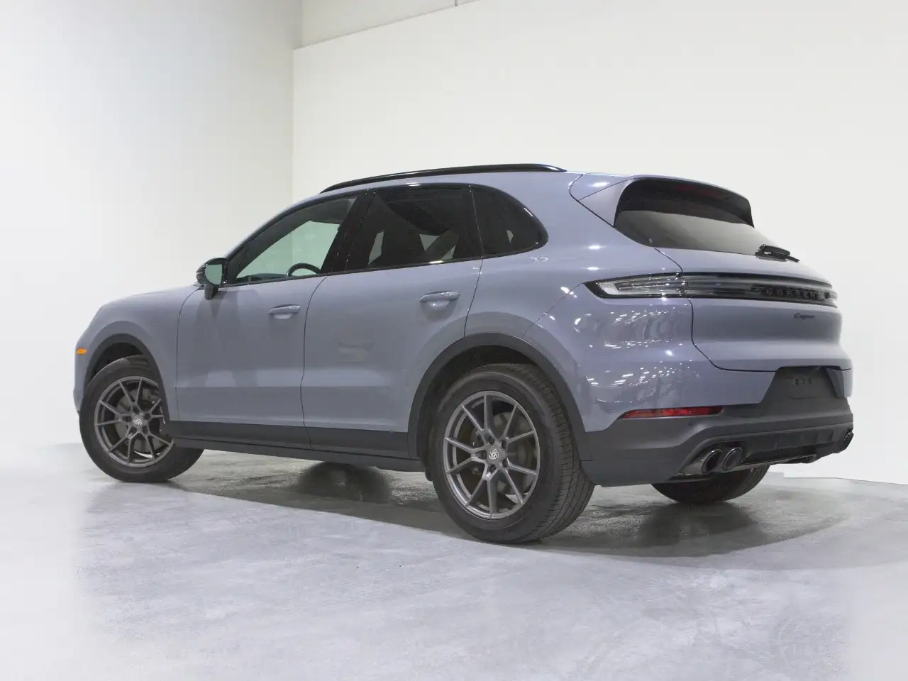 Porsche Cayenne - Image 3