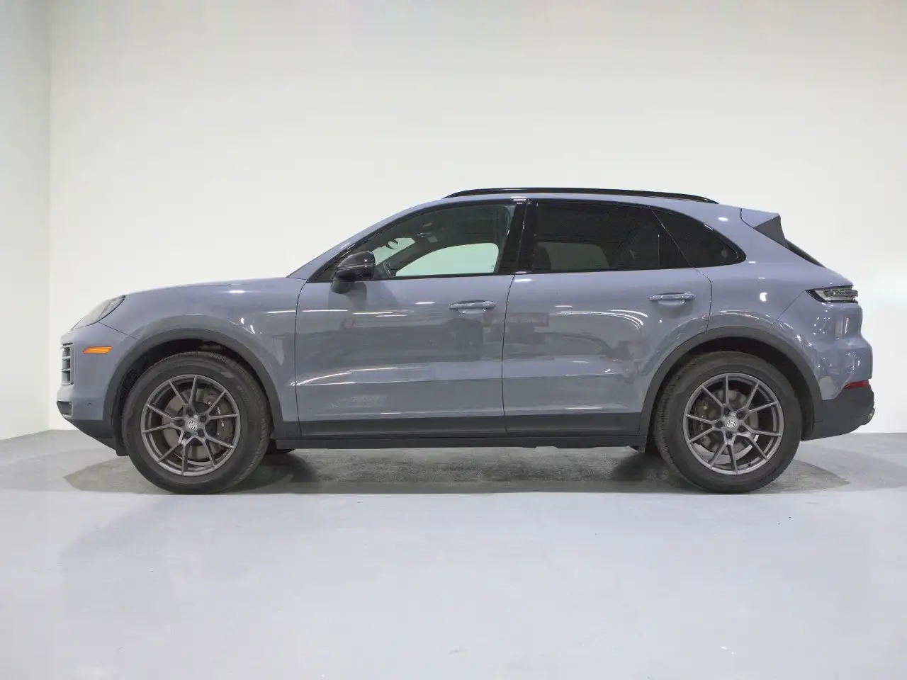 Porsche Cayenne - Image 5
