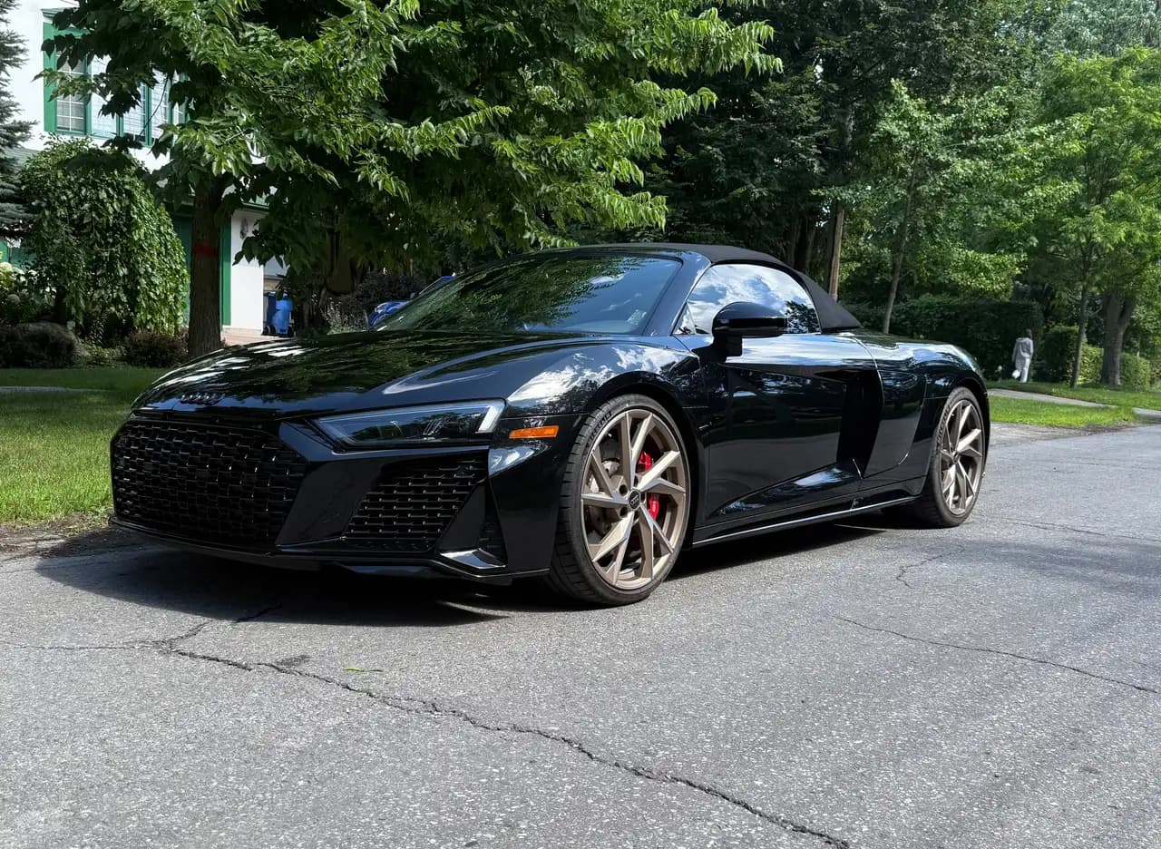 Audi R8 - Image 18
