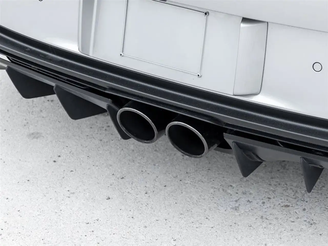 Porsche 911 - Image 11