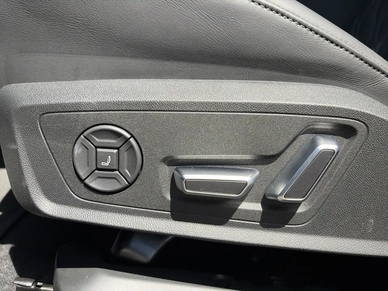 Audi S5 - Image 20