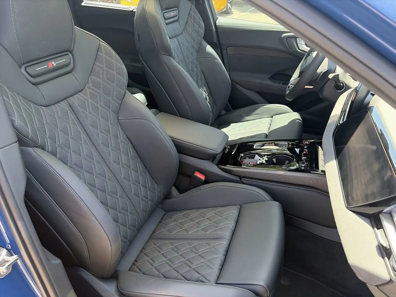 Audi S5 - Image 33