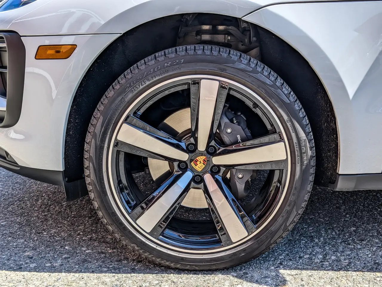 Porsche Macan - Image 29