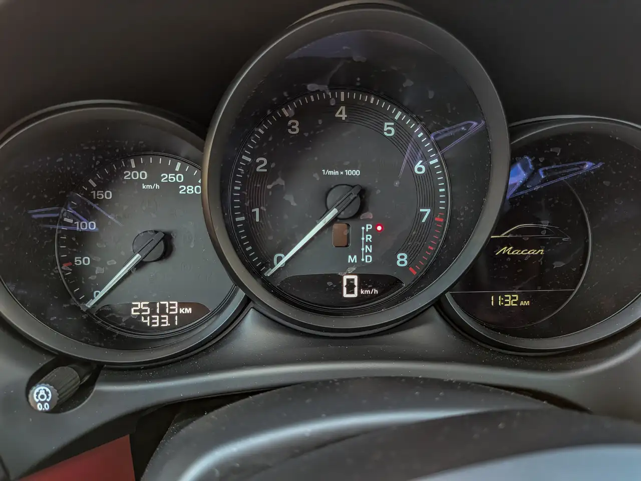 Porsche Macan - Image 31
