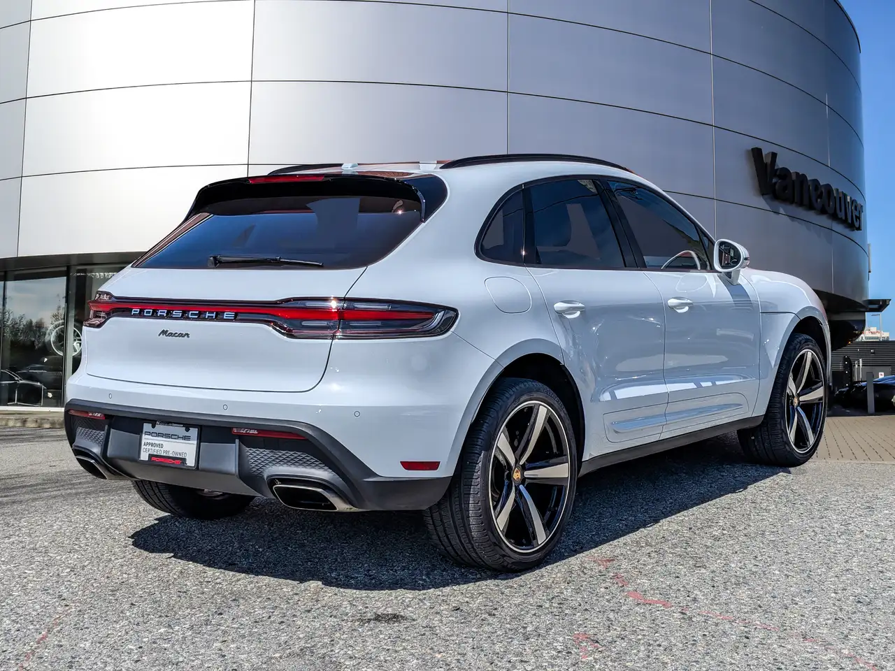 Porsche Macan - Image 5