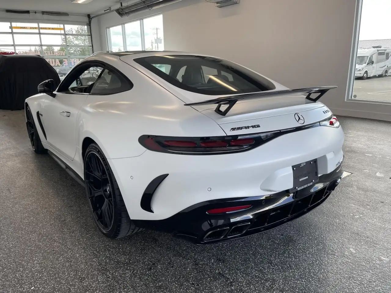 Mercedes-Benz AMG GT - Image 7