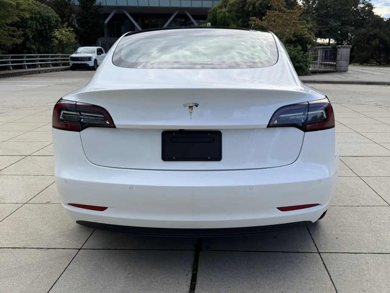 Tesla Model 3 - Image 5