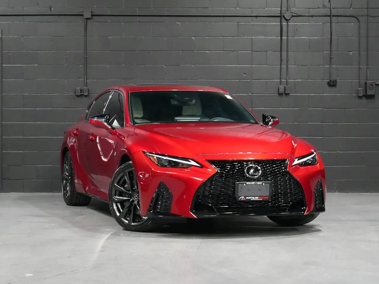 Lexus IS - Image 2