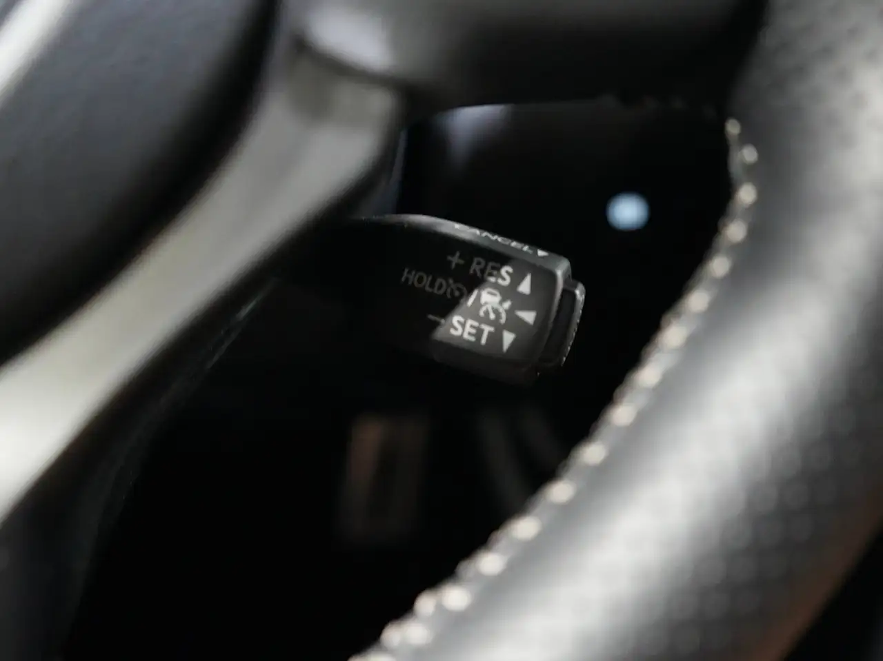 Lexus IS - Image 23