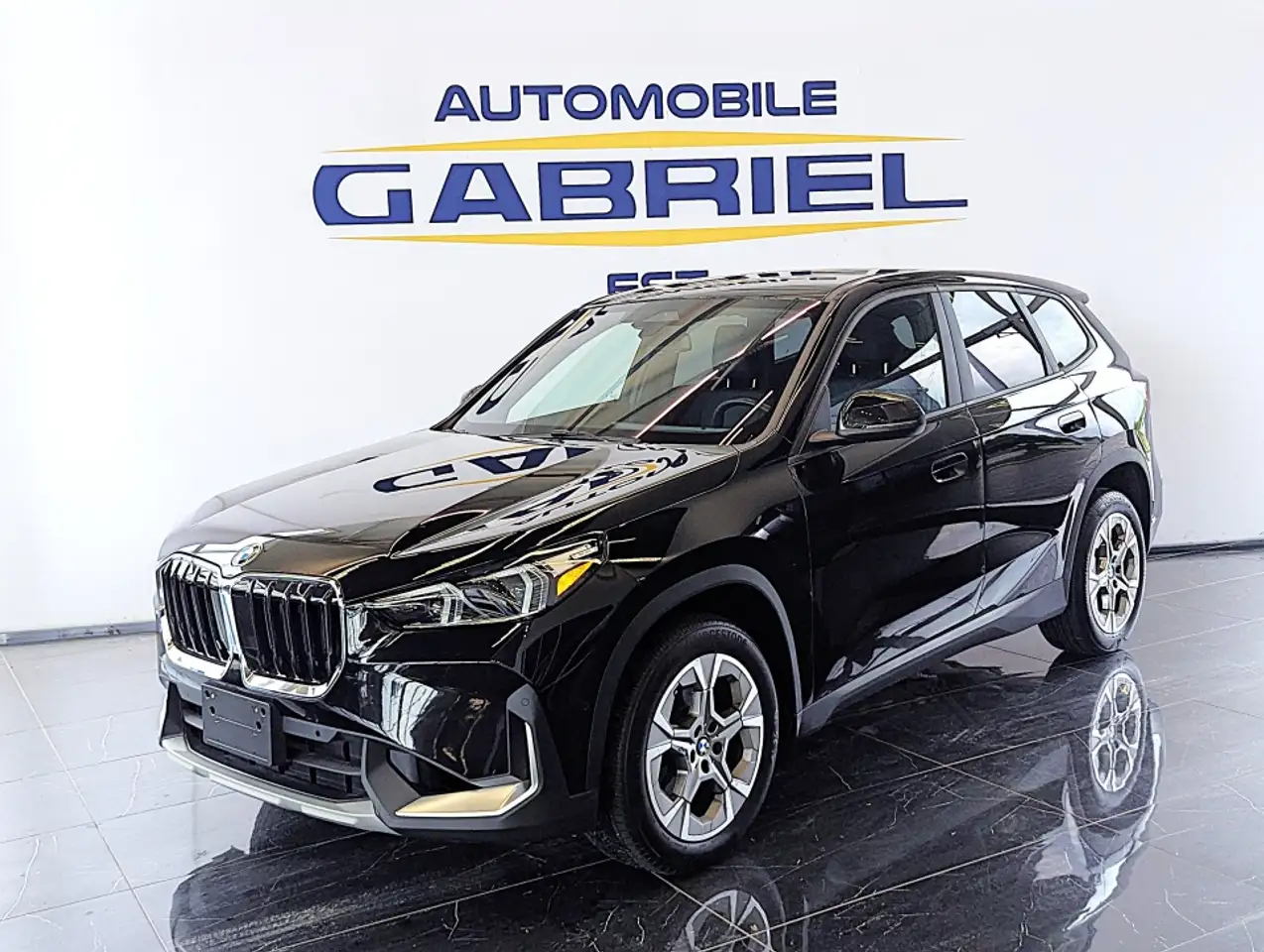 BMW X1 - Image 1