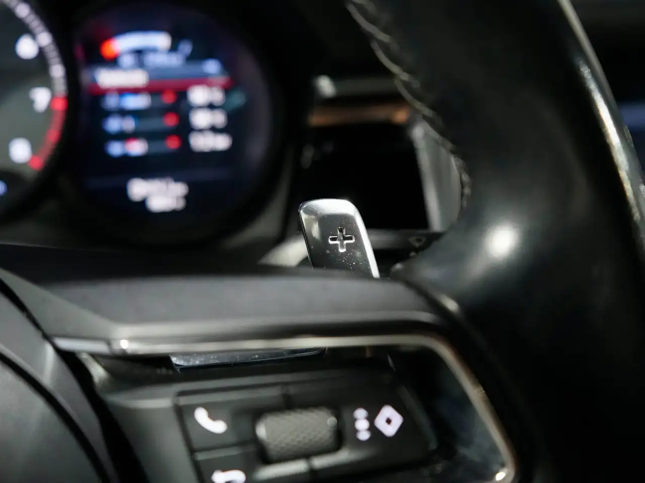 Porsche Macan - Image 15