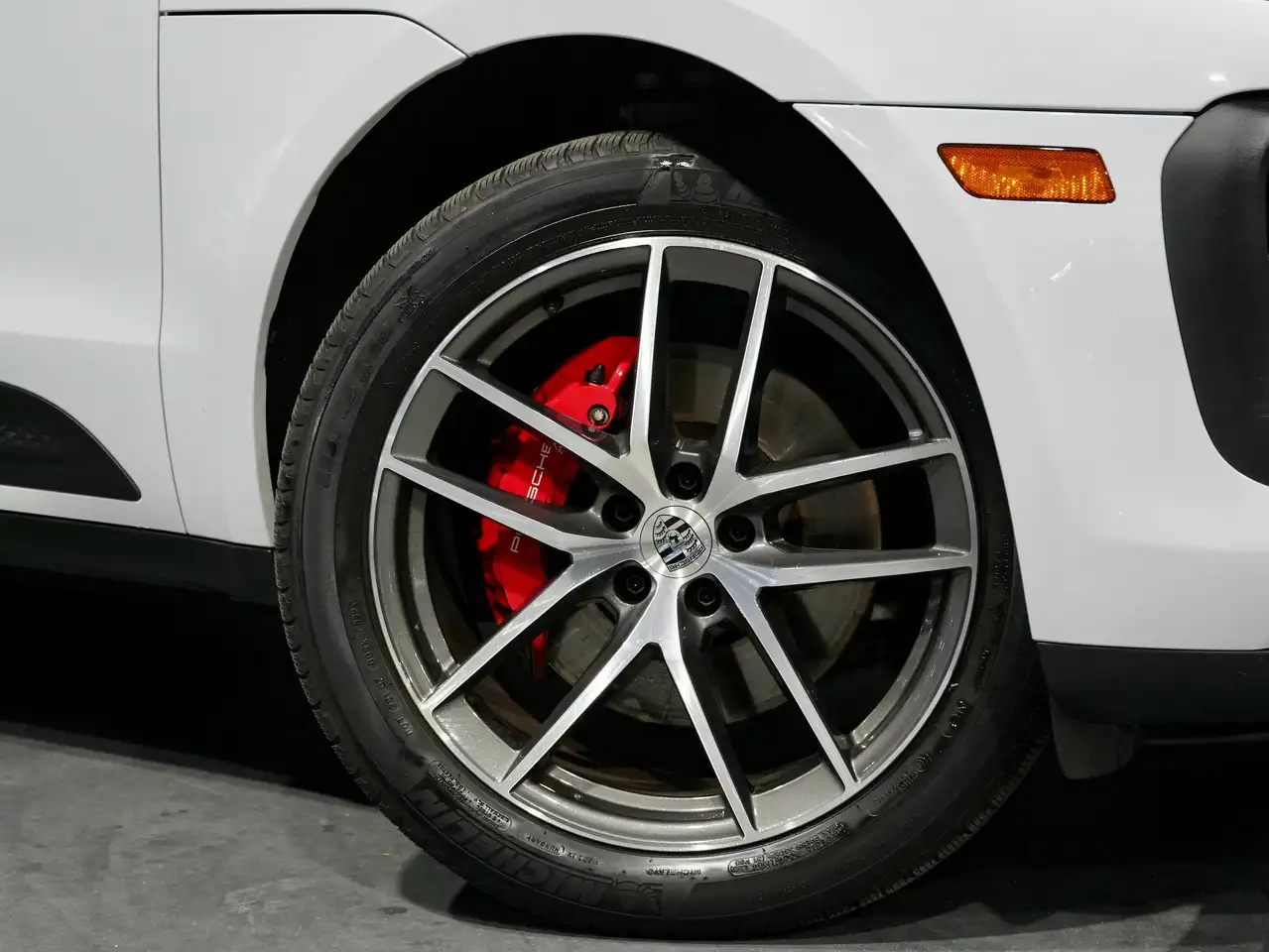 Porsche Macan - Image 5