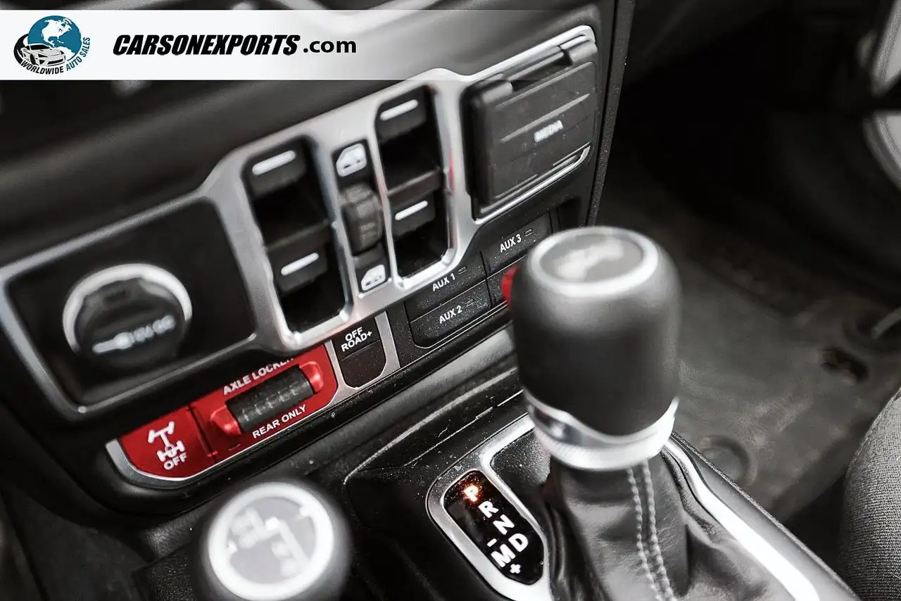 Jeep Wrangler - Image 21