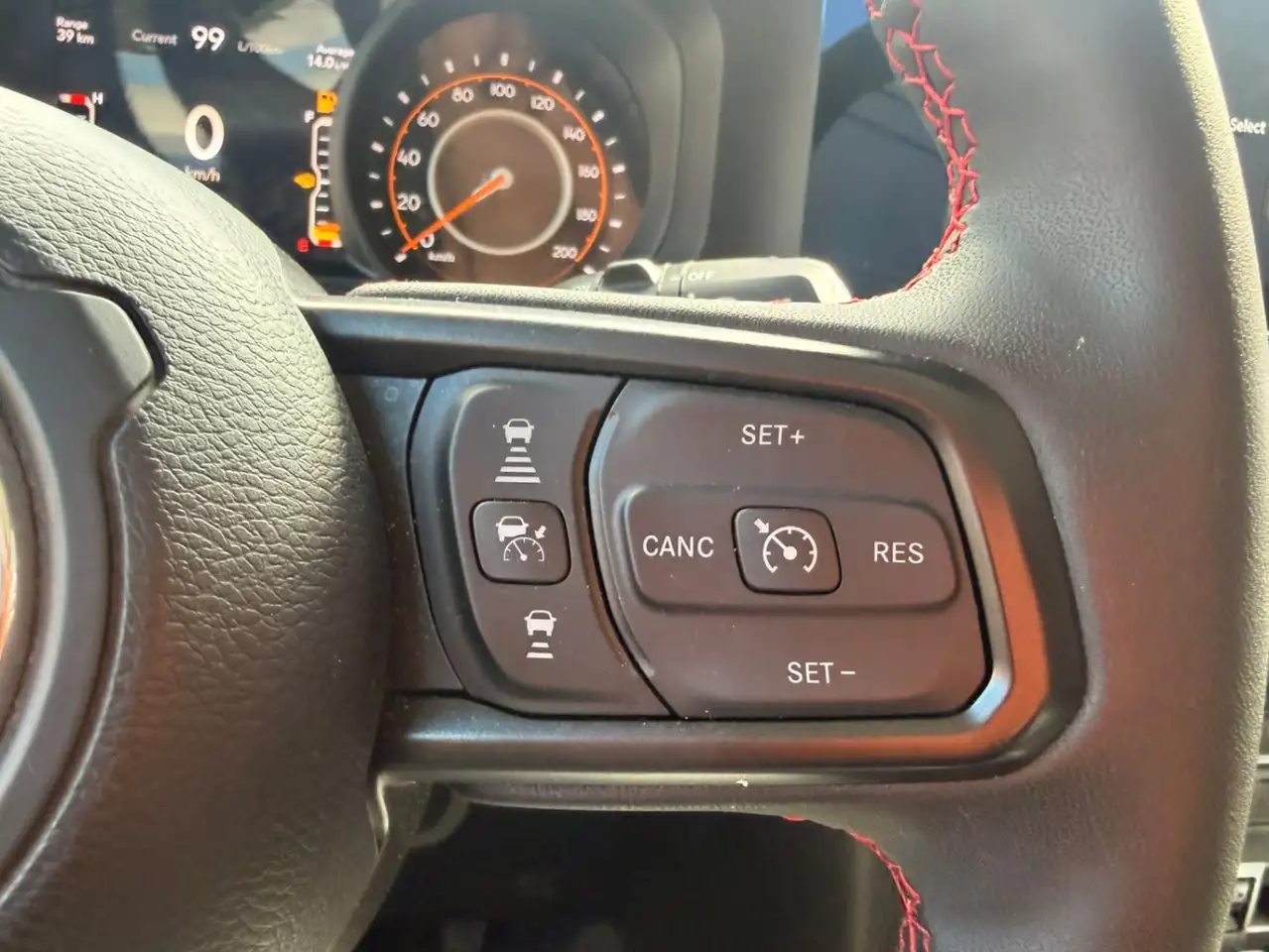 Jeep Wrangler - Image 12