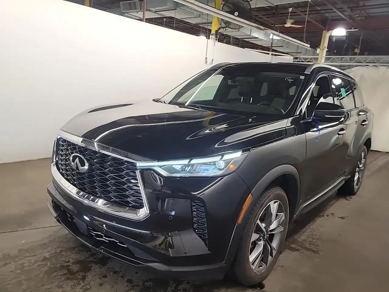 Infiniti QX60 - Image 1