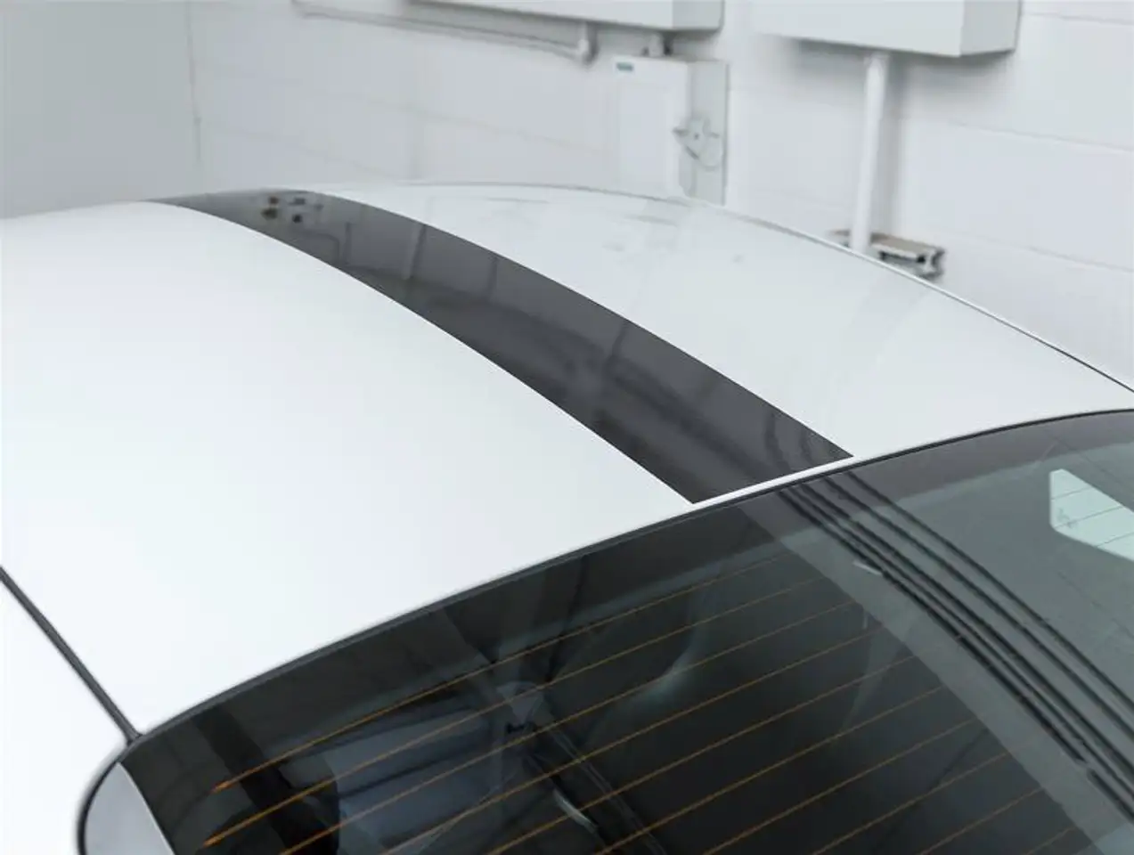 Porsche 911 - Image 15