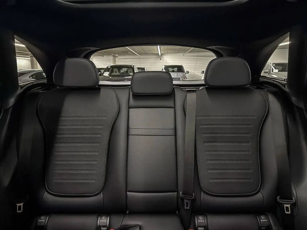 Mercedes-Benz GLC - Image 13