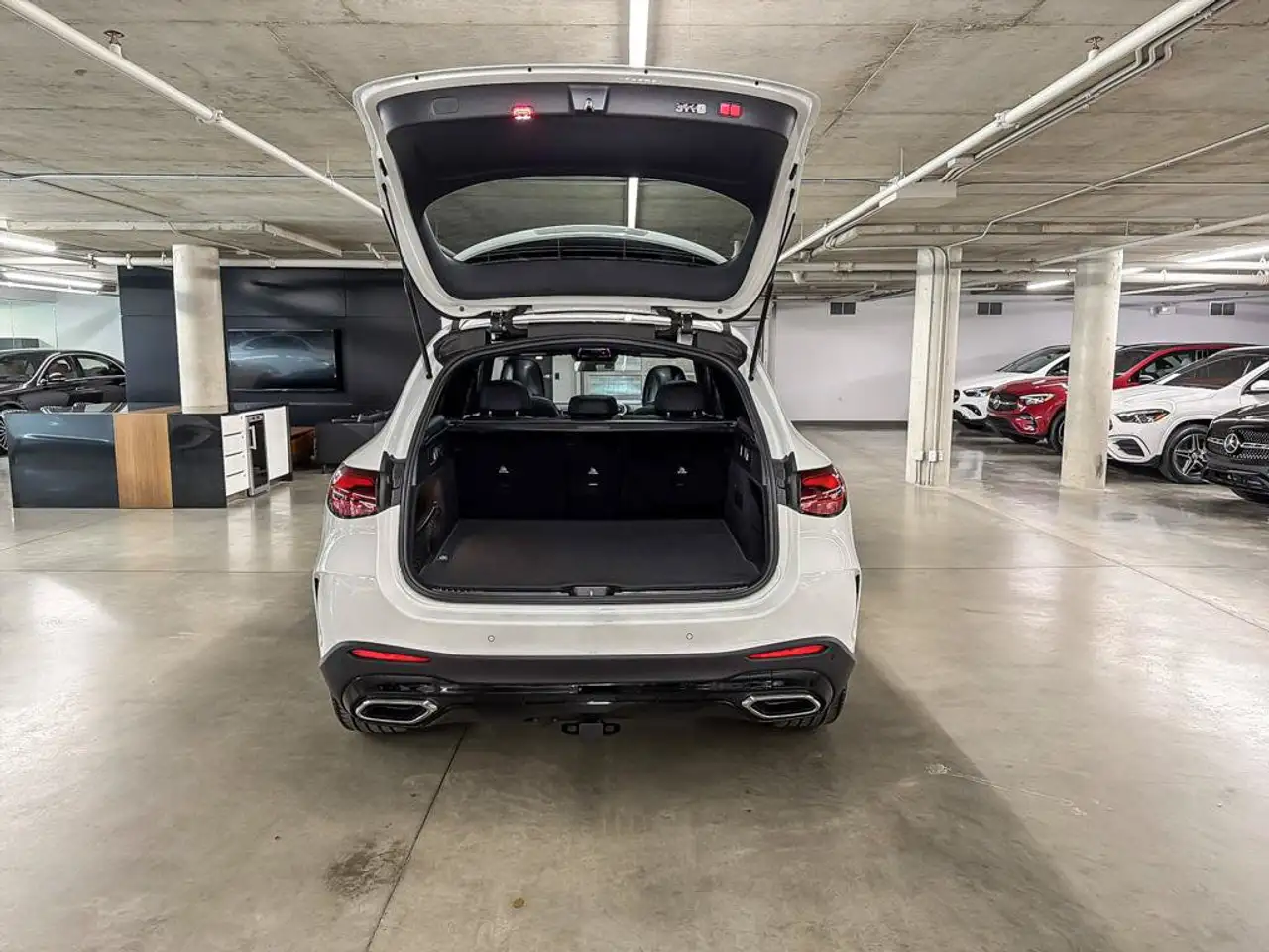 Mercedes-Benz GLC - Image 19