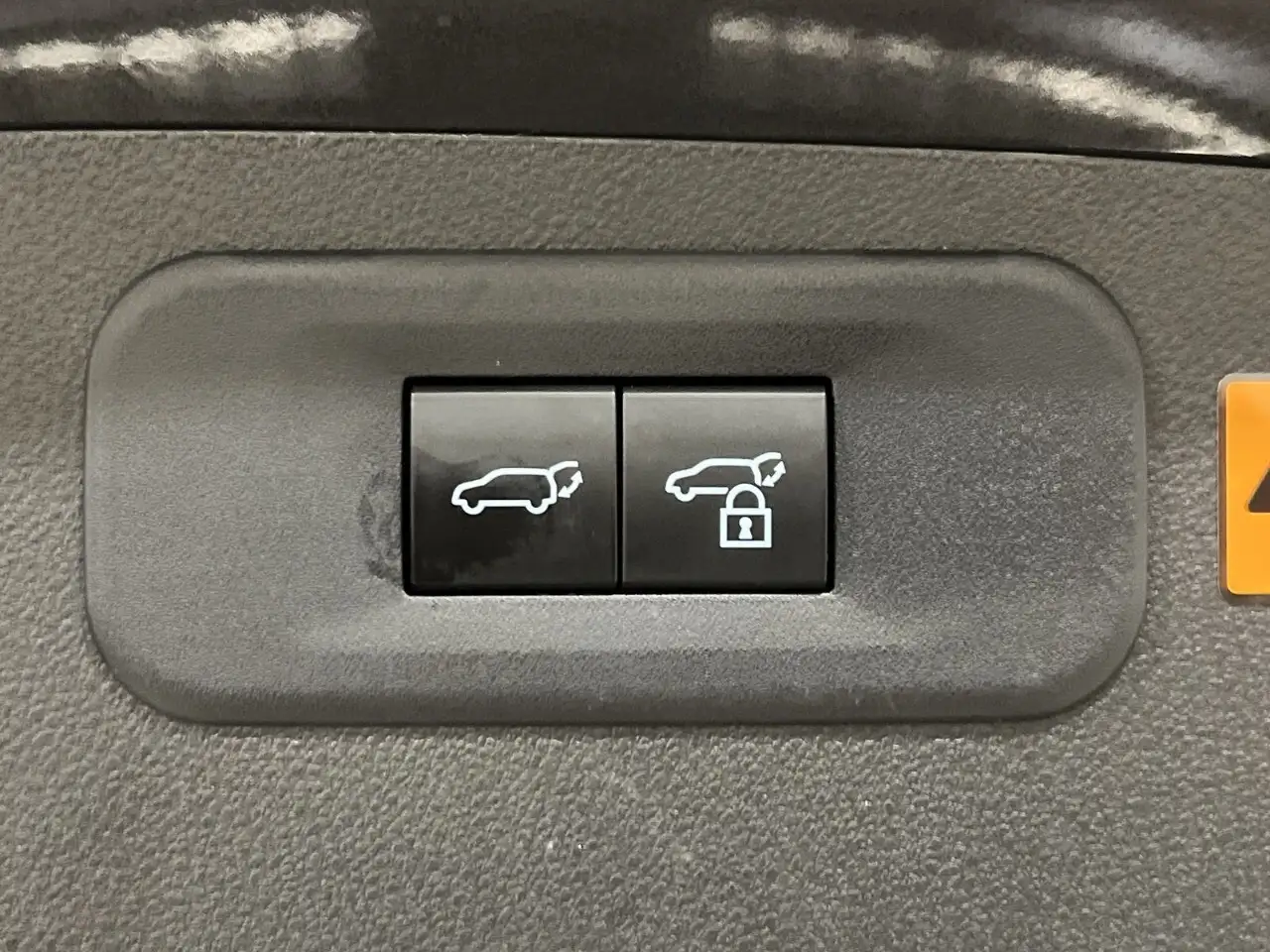 Lexus NX - Image 27
