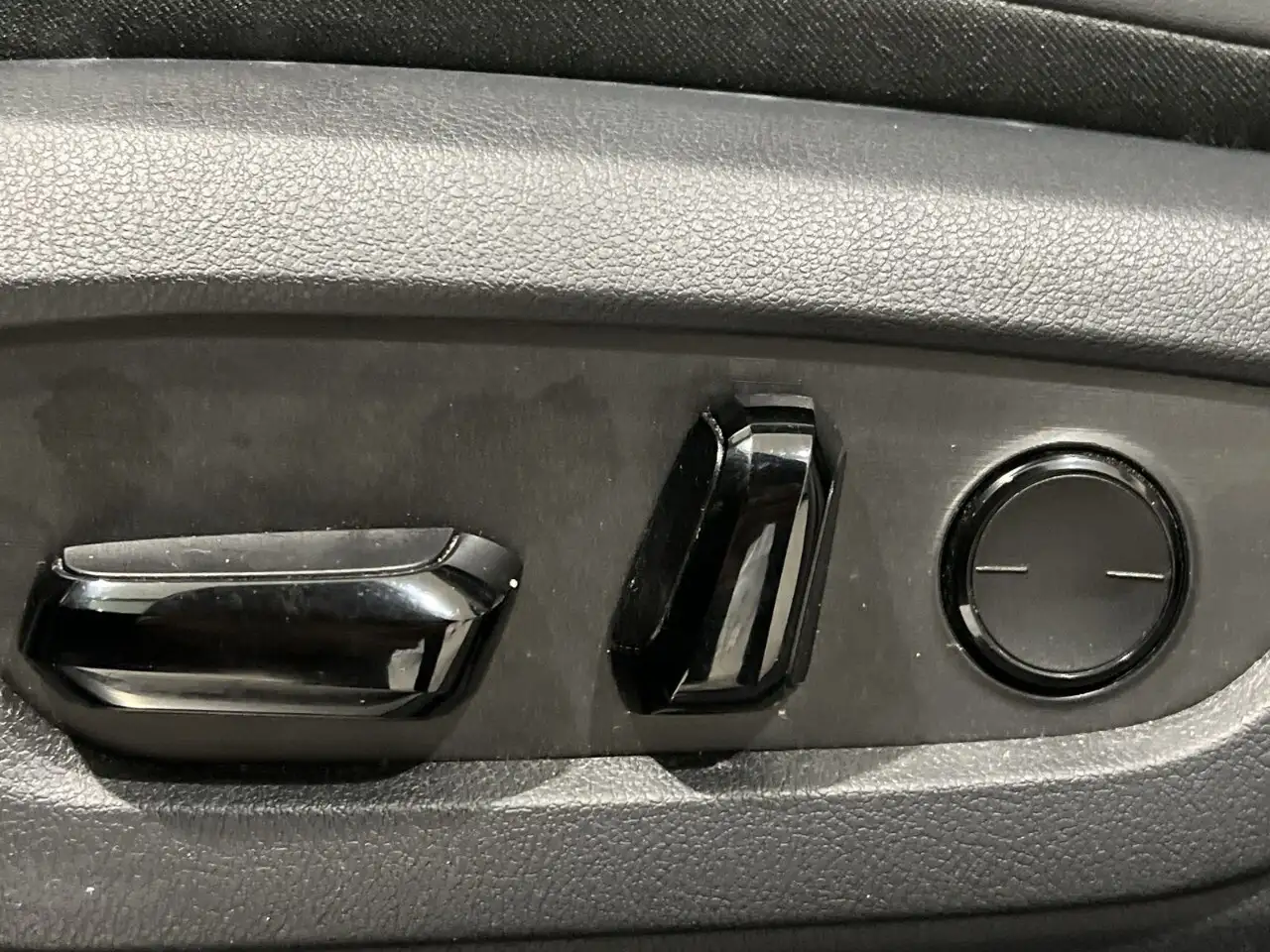 Lexus NX - Image 12