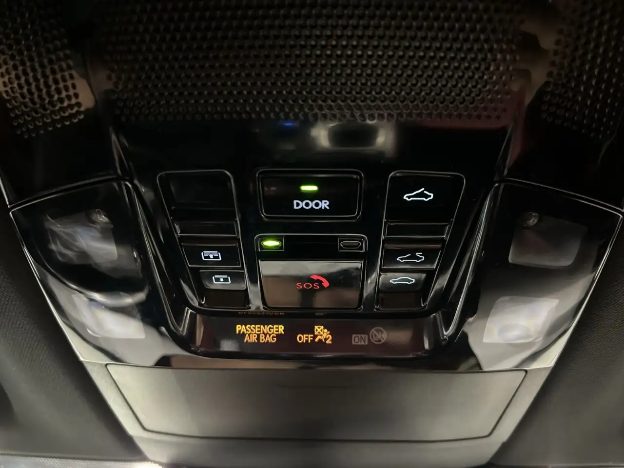 Lexus NX - Image 21