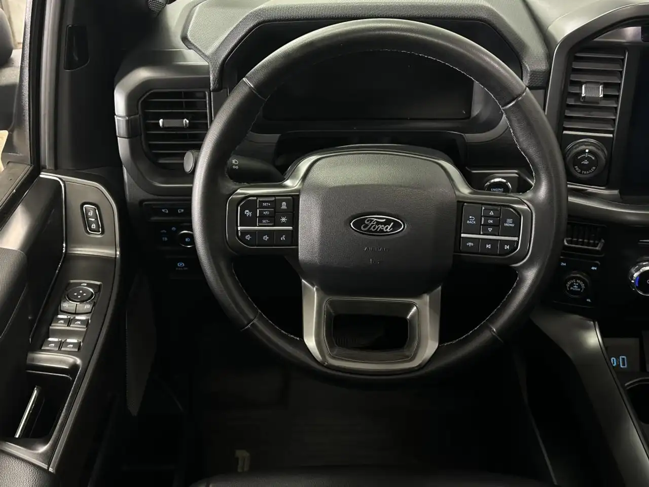 Ford F-150 - Image 9