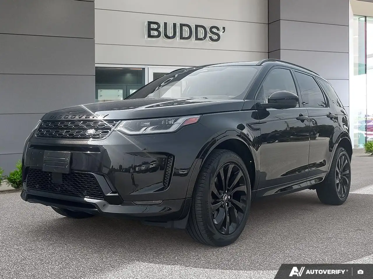 Land Rover Discovery Sport - Image 1