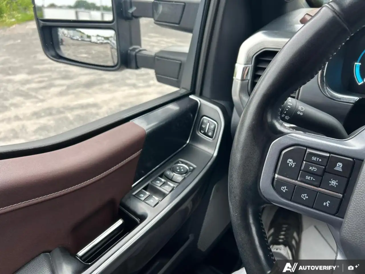 Ford F-150 - Image 20