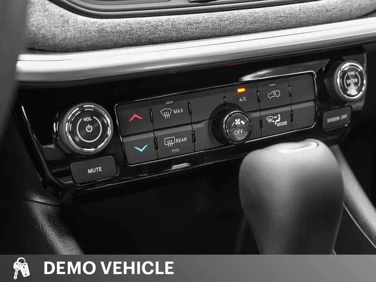 Jeep Compass - Image 24