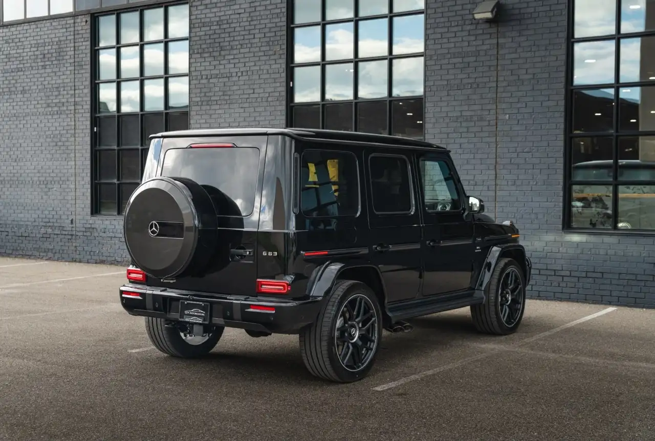 Mercedes-Benz G-Class - Image 26