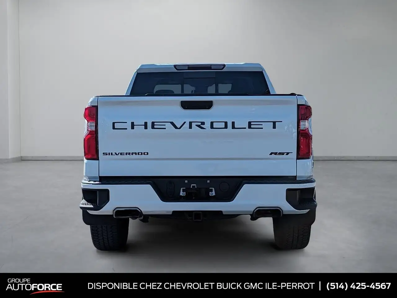 Chevrolet Silverado 1500 - Image 4