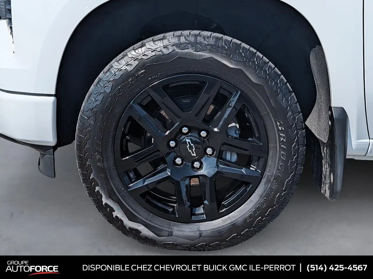 Chevrolet Silverado 1500 - Image 6