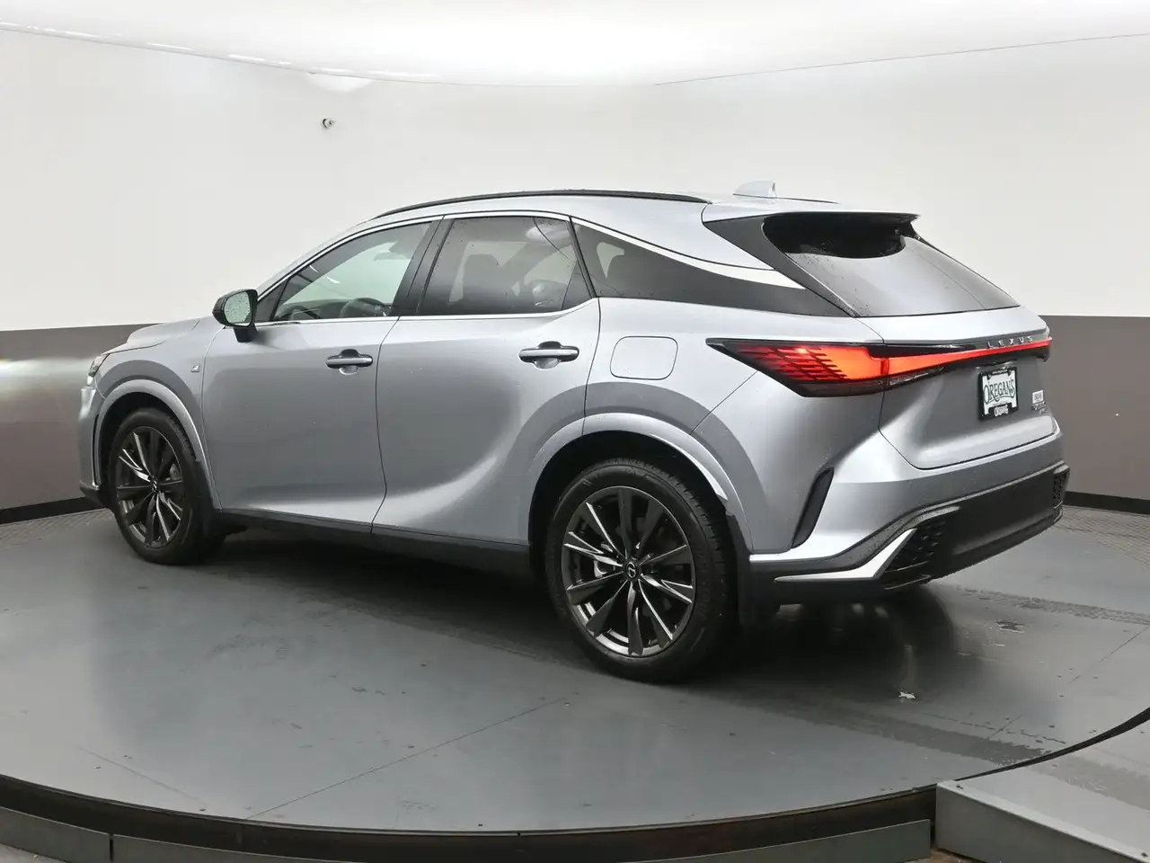 Lexus RX 350 - Image 36