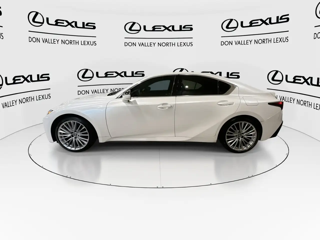 Lexus IS - Image 5