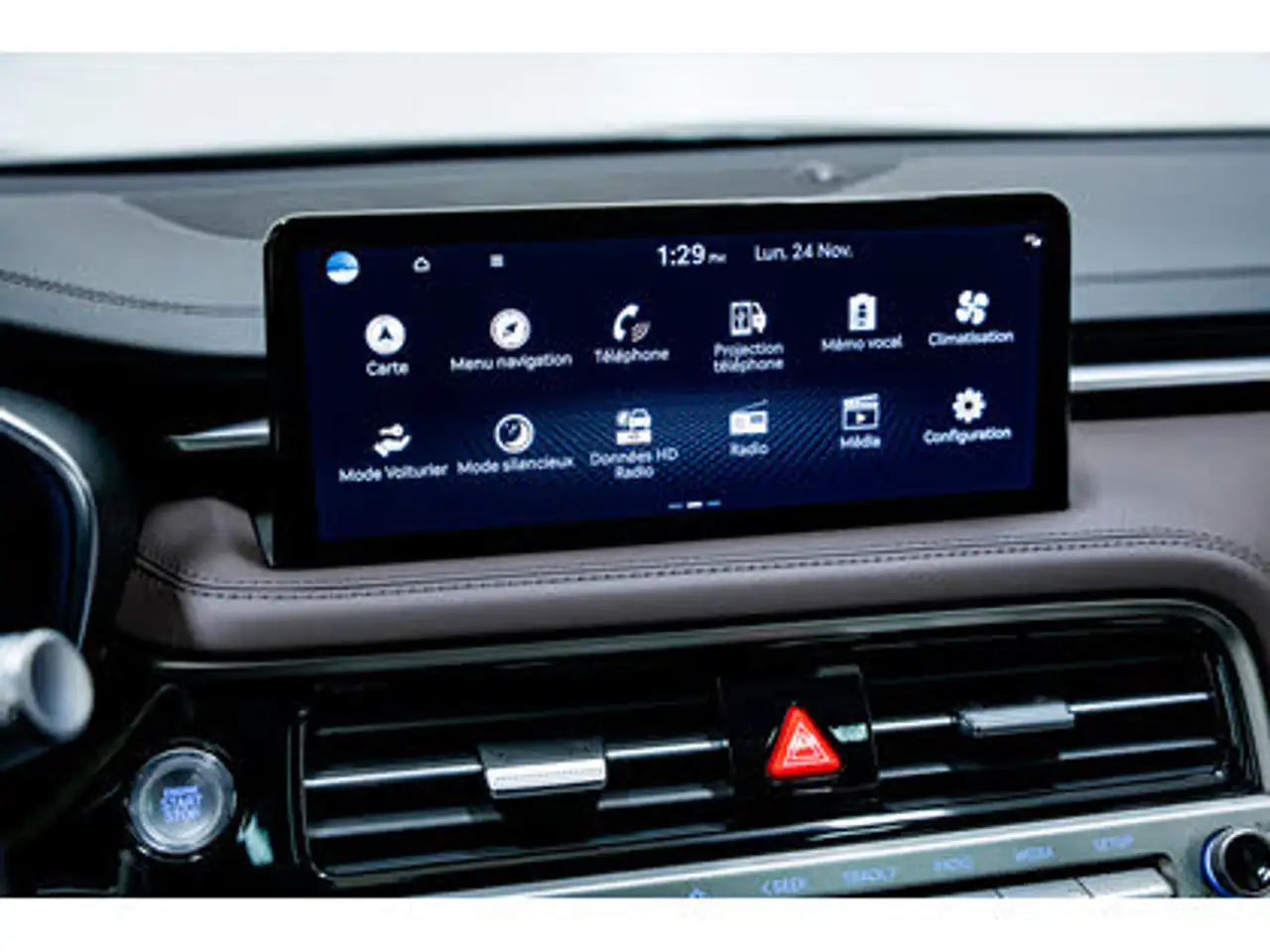 Genesis G70 - Image 4