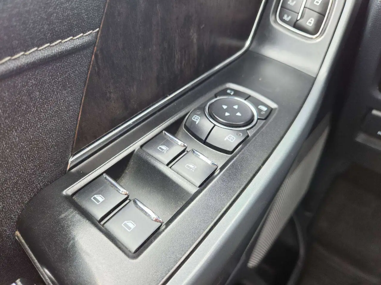 Ford F-150 - Image 16