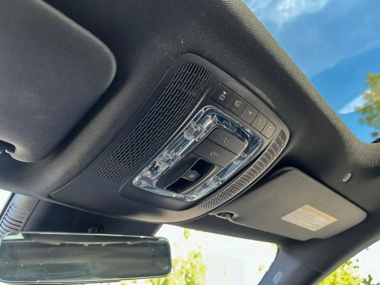 Mercedes-Benz CLA - Image 24