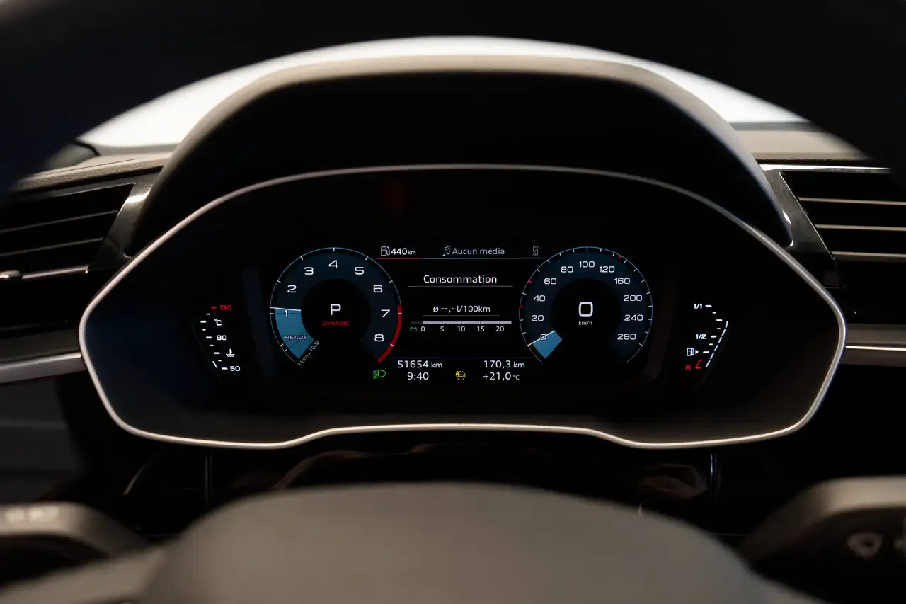 Audi Q3 - Image 20
